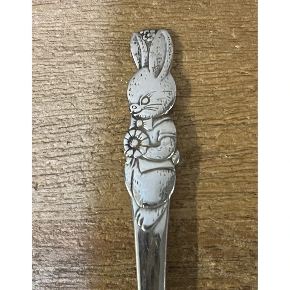 Oneida Peter Rabbit Community Stainless Child Baby Spoon Lot of 3 Bunny Flatware